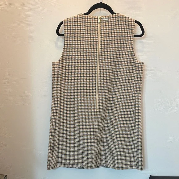Barbour Beige and Navy Houndstooth Sleeveless Shift Dress - Picture 4 of 4